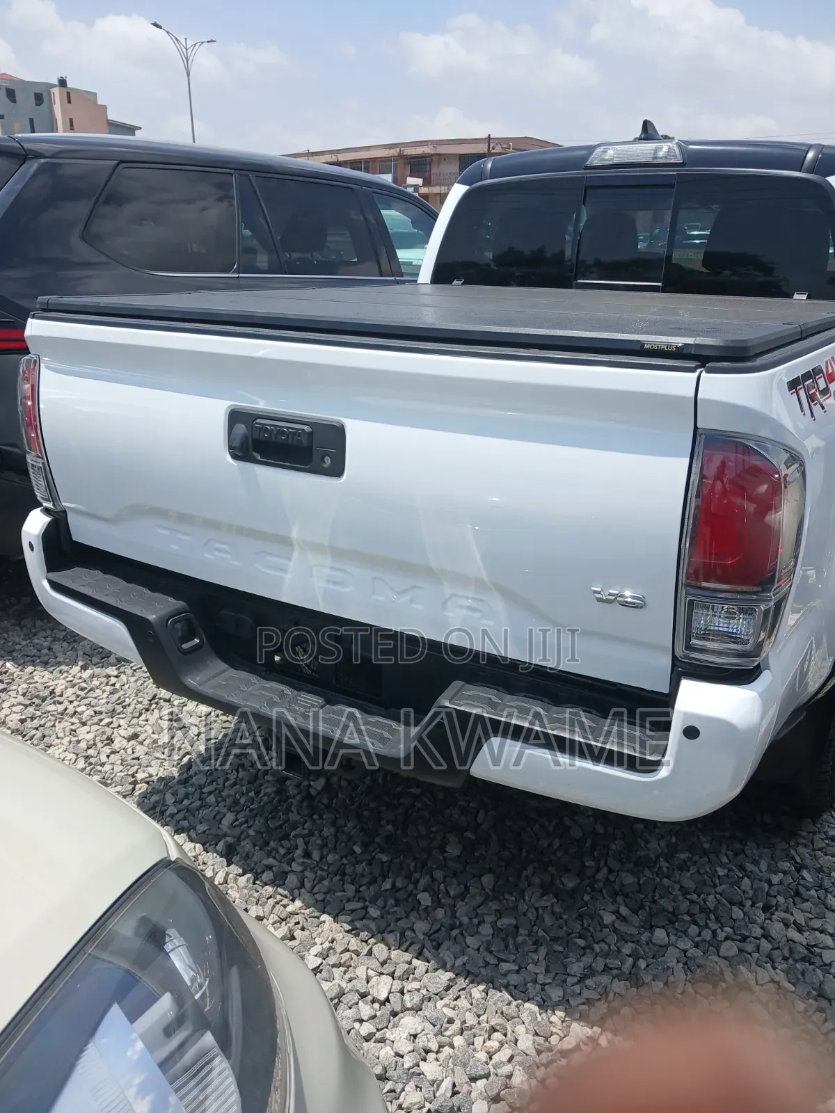 Toyota Tacoma 2020 White