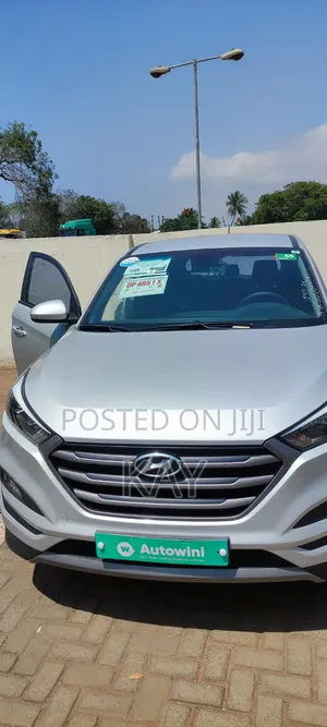 Hyundai Tucson 2016 Silver