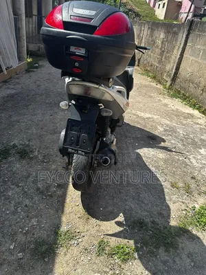 Aprilia SR 2016 White