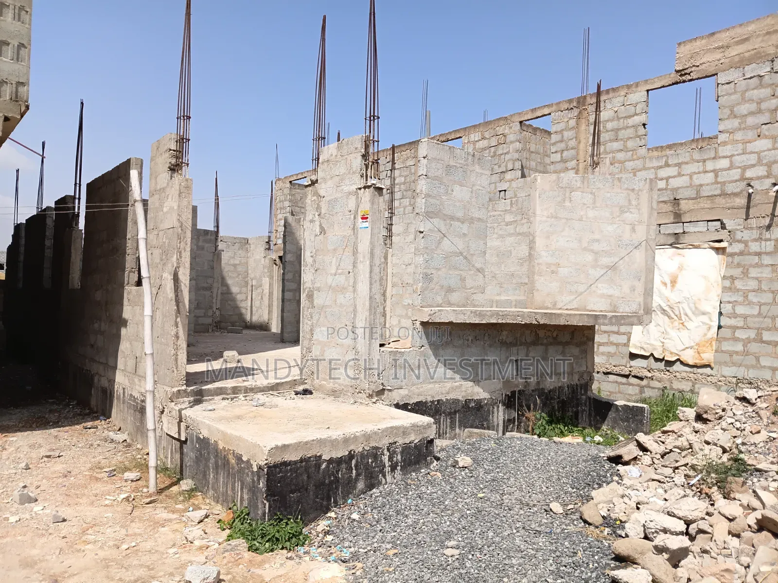 Elegant Uncompleted 3-Bedroom - Adenta