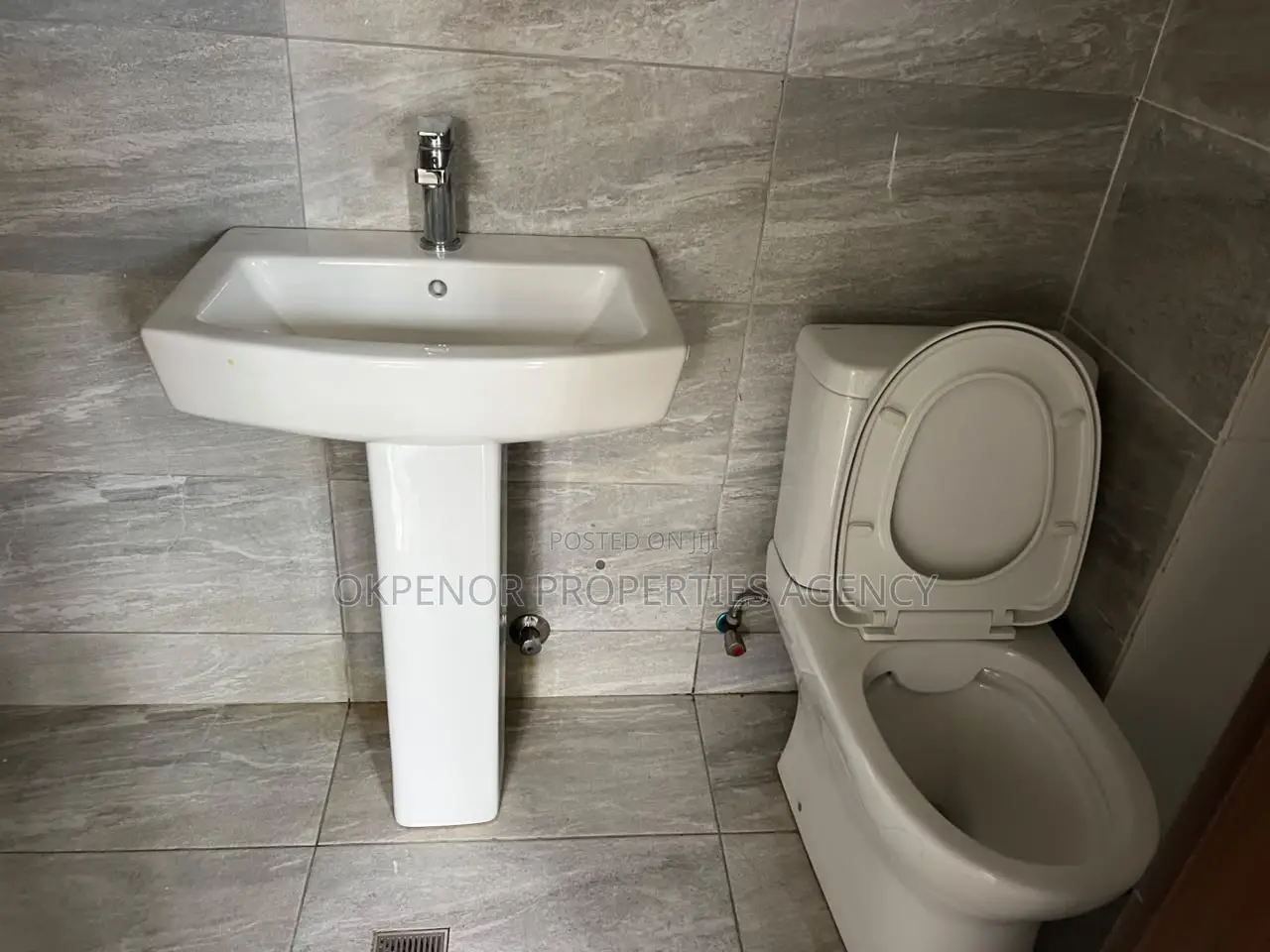 3bdrm Apartment in Tseaddo, Accra Metropolitan for rent