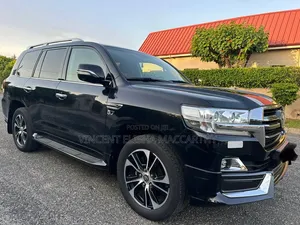Toyota Land Cruiser 2021 Black