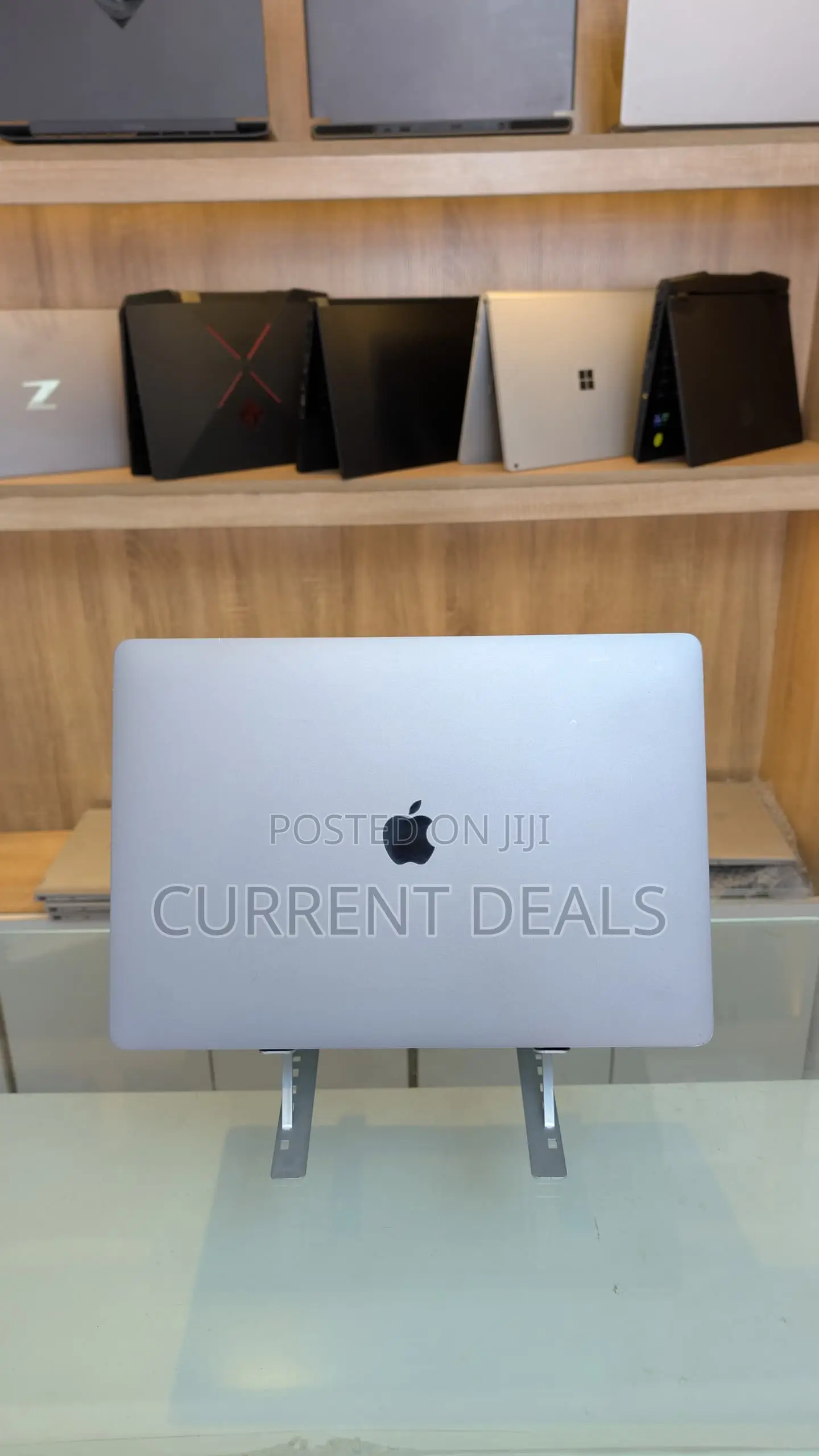 Laptop Apple MacBook Pro 2019 16GB AMD Ryzen 5 SSD 512GB