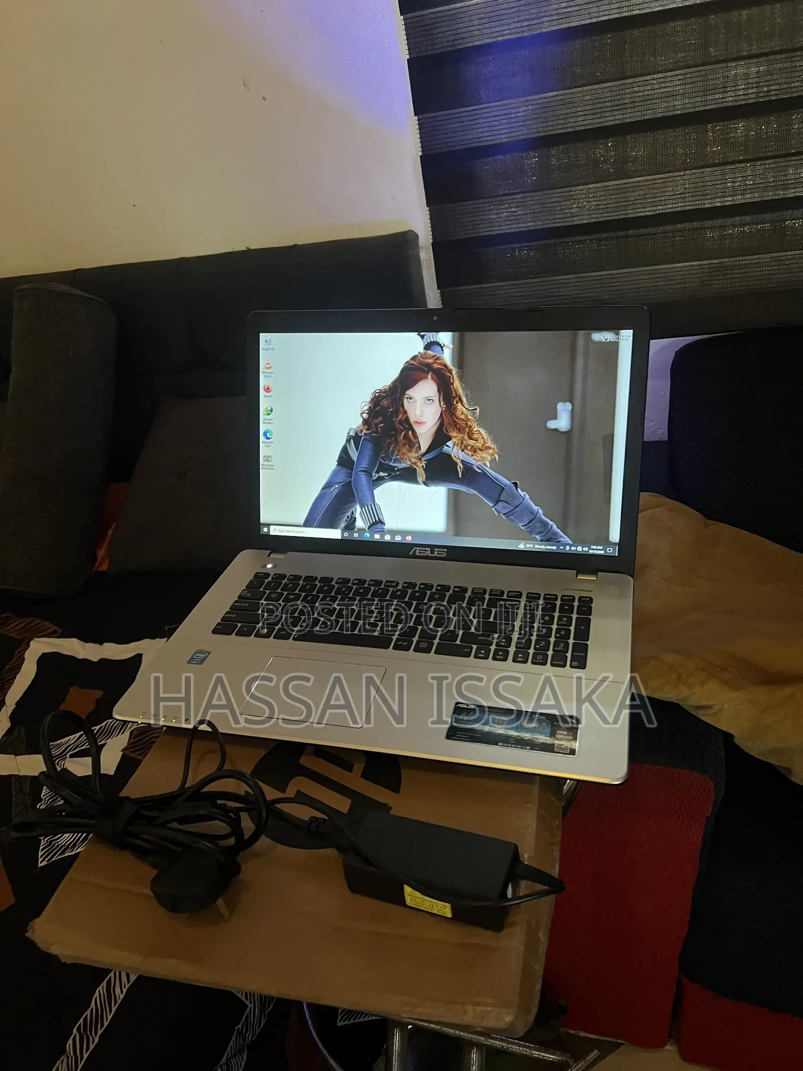 Laptop Asus X750LA 6GB Intel Core i7 HDD 500GB