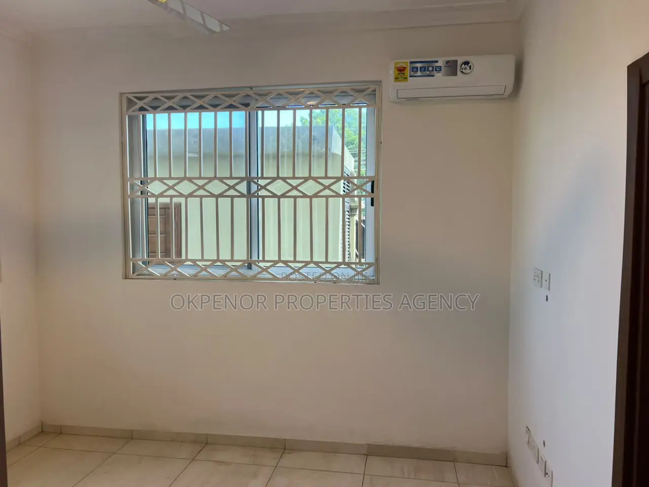 2bdrm Apartment in Tseaddo, Accra Metropolitan for rent