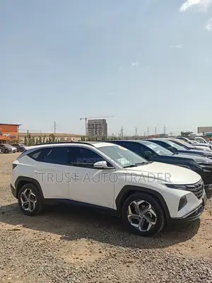 Hyundai Tucson 2023 White