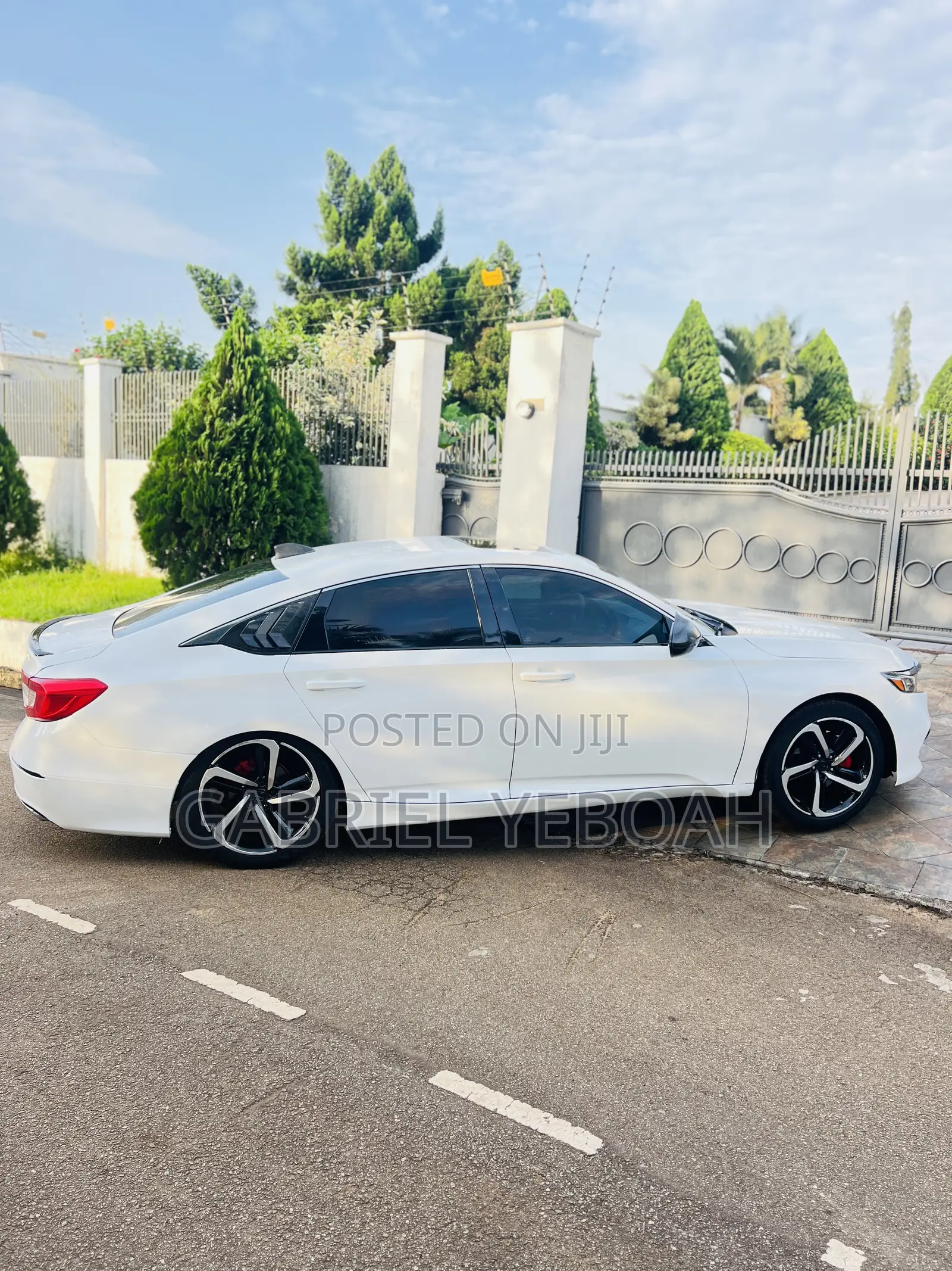 Honda Accord 2018 Pearl