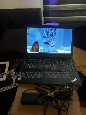 Laptop Lenovo IdeaPad 500S 8GB Intel Core i5 SSD 256GB