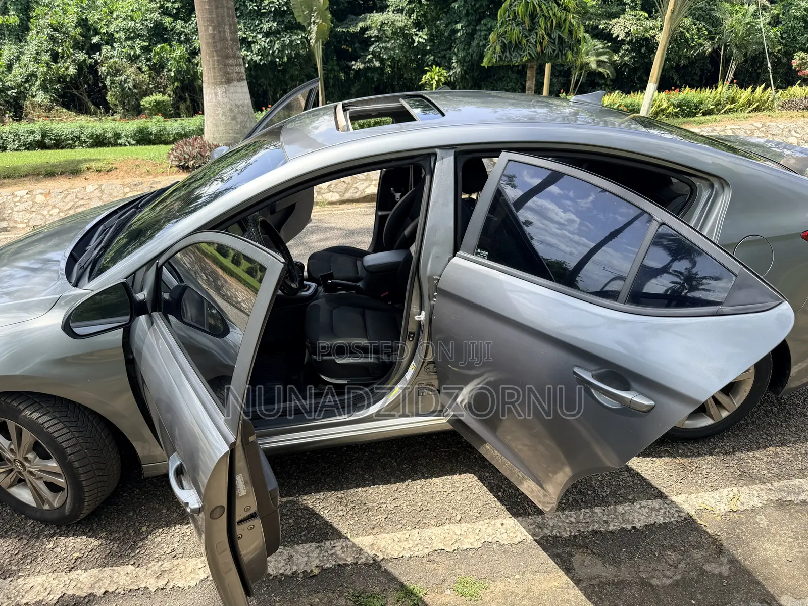 Hyundai Elantra SE 2018 Gray