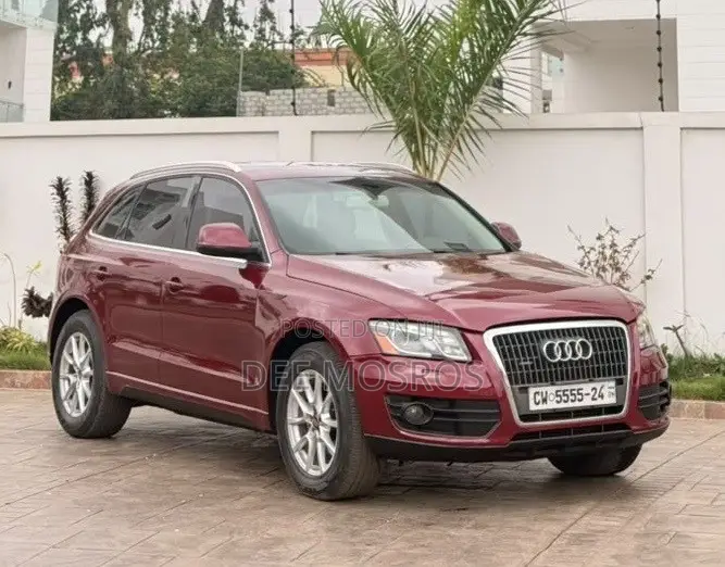 Audi Q5 2.0T Premium quattro 4dr SUV AWD (2.0L 4cyl Turbo 8A) 2014