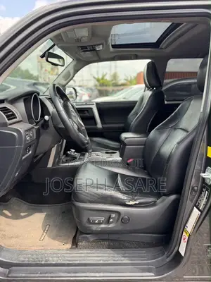 Toyota 4-Runner Limited 4WD 2011