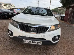 Kia Sorento 2012 White