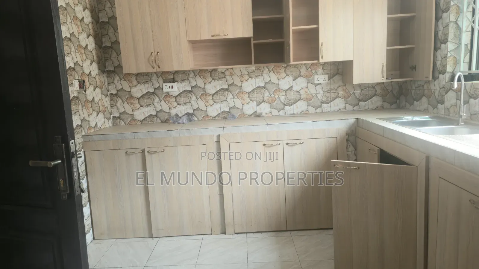 2bdrm Apartment in Atwima Techiman, Kumasi Metropolitan for rent