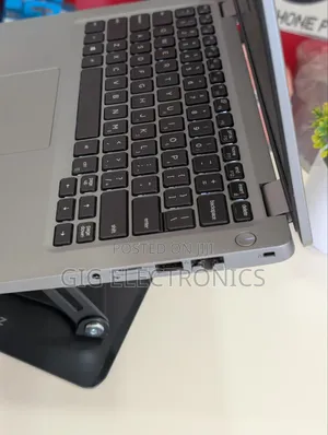 Laptop Dell Latitude 5310 8GB Intel Core i5 SSD 256GB
