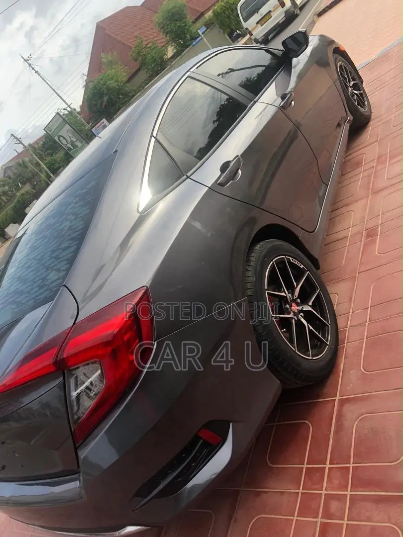 Honda Civic LX Sedan 2020 Gray