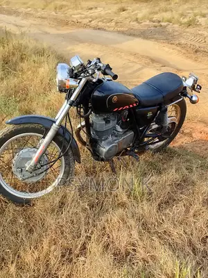Yamaha Scrambler 2000 Black