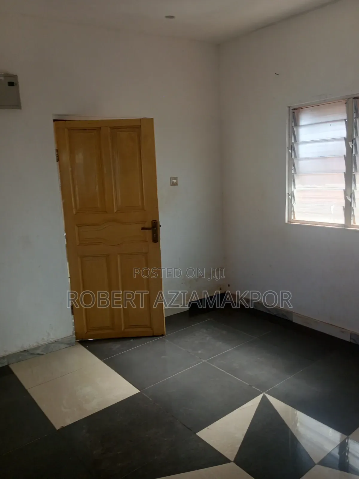 1bdrm Apartment in Ultimate Estate, School Area for rent