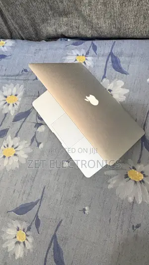 Laptop Apple MacBook 2014 4GB Intel Core i5 SSD 128GB