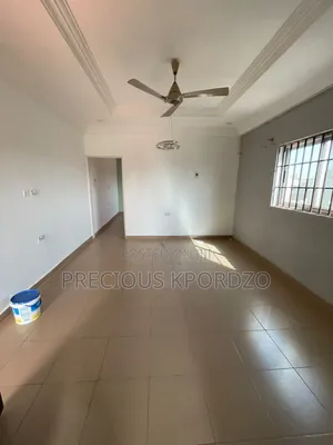 1bdrm Room & Parlour in Lakeside Estate for rent
