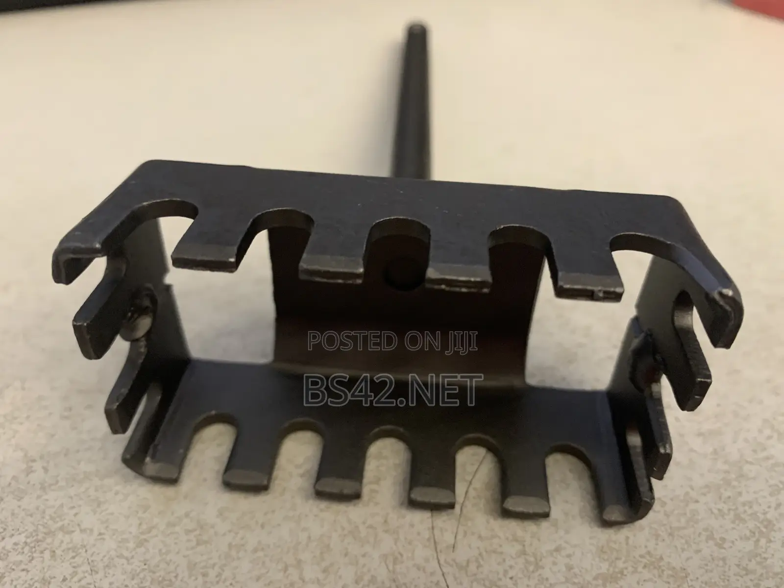 Roubd Socket Punch