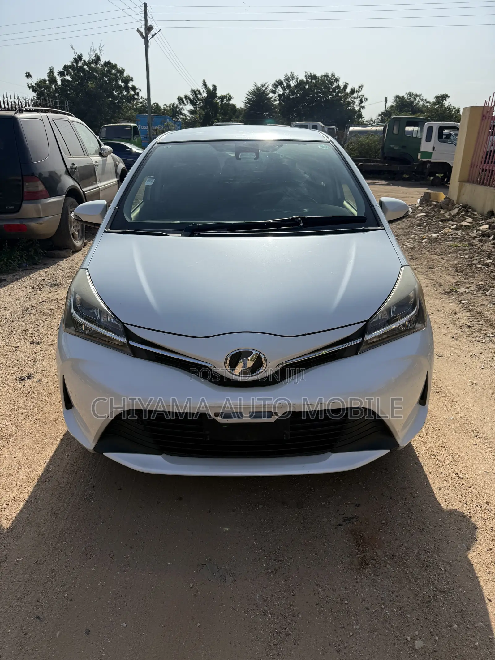 Toyota Vitz 2015 White