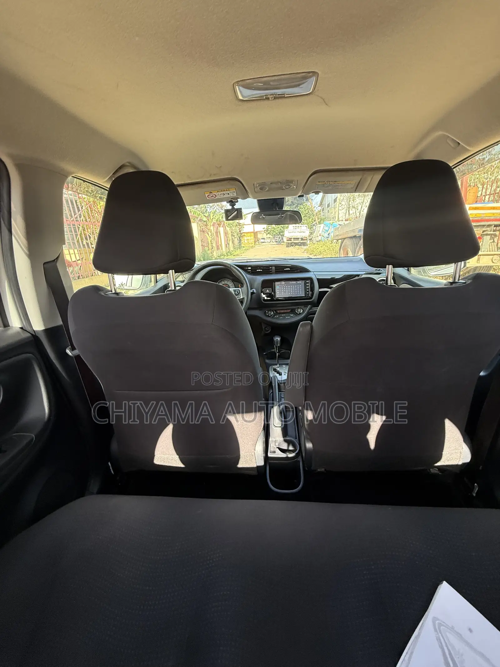 Toyota Vitz 2015 White
