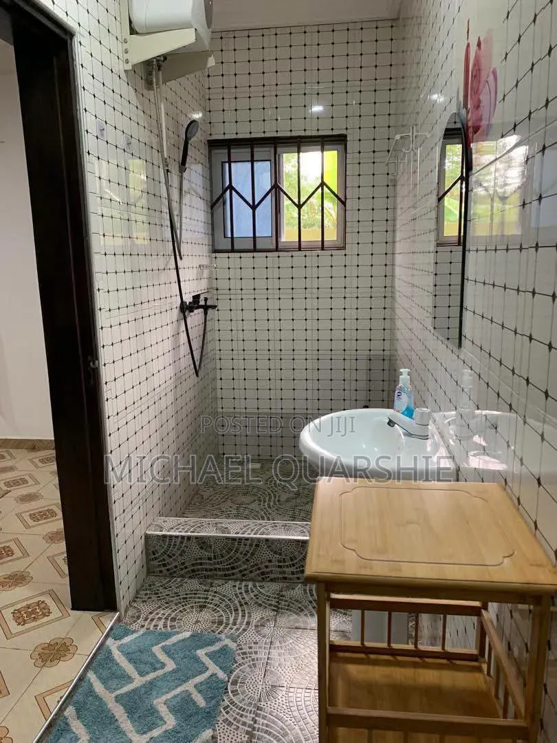 Furnished 3bdrm House in Pokuase Ayawaso for sale