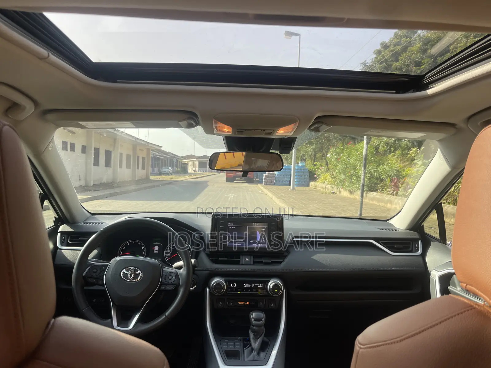 Toyota RAV4 XLE 2022 Black