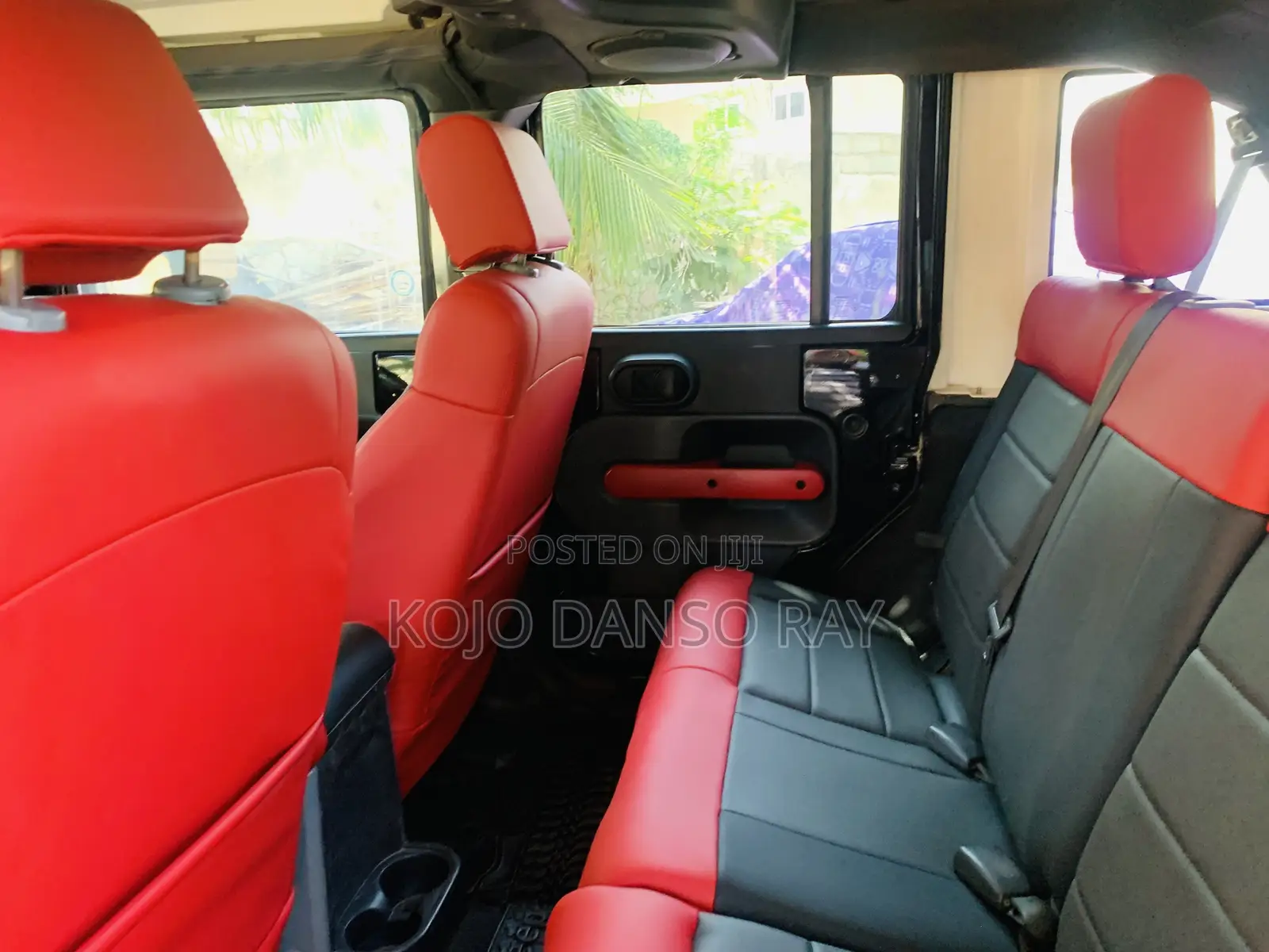 Jeep Wrangler Sahara 2010 Black