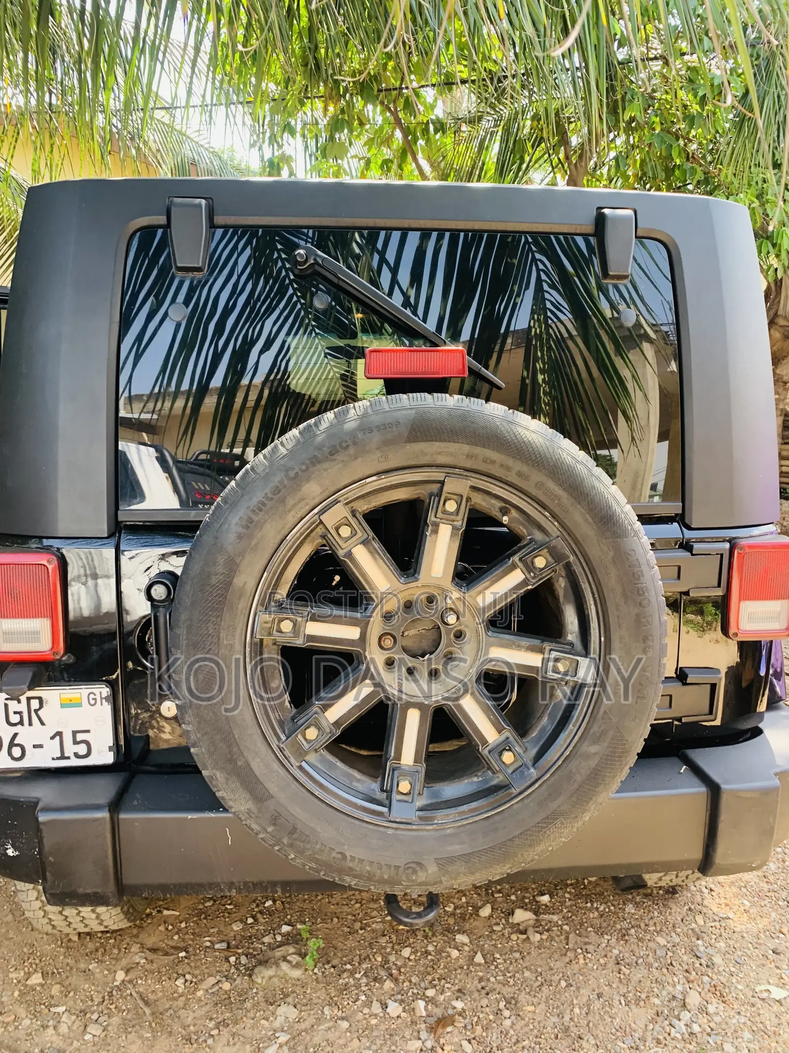 Jeep Wrangler Sahara 2010 Black