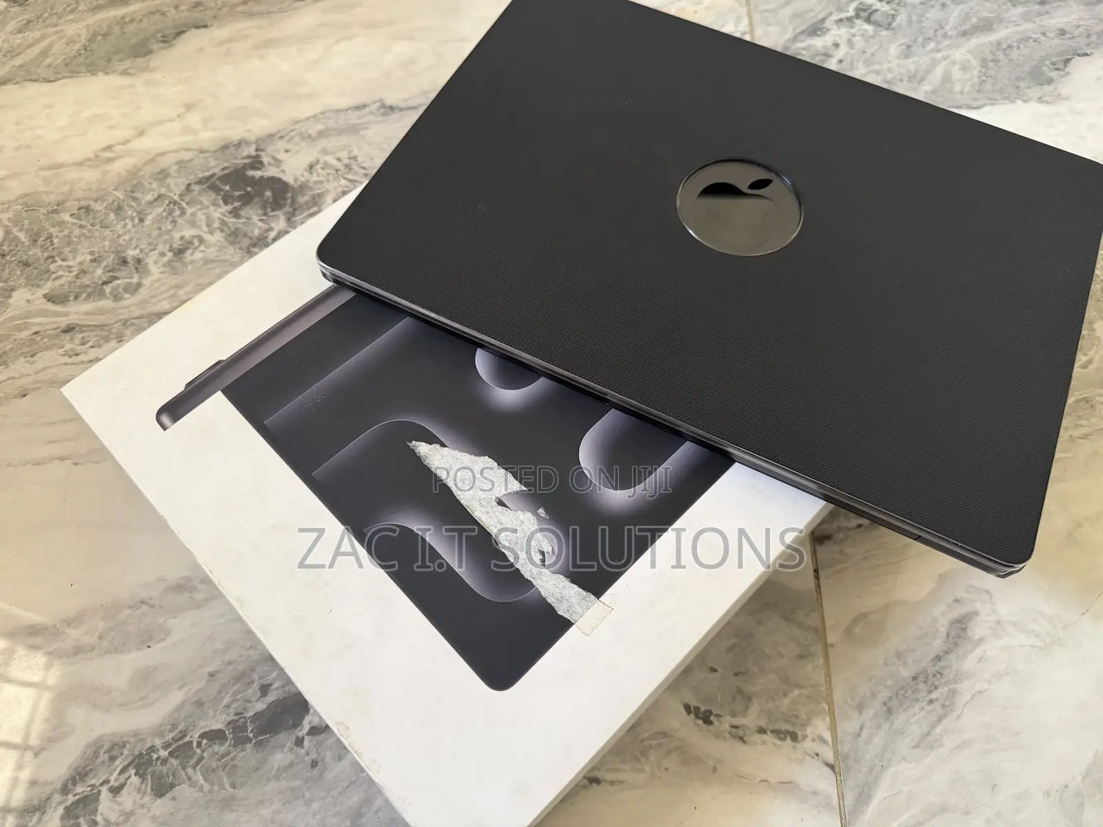 Laptop Apple MacBook Pro 2024 M4 Pro 24GB Apple M4 Pro SSD 1T