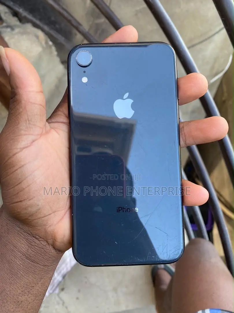 Apple iPhone XR 64 GB Black