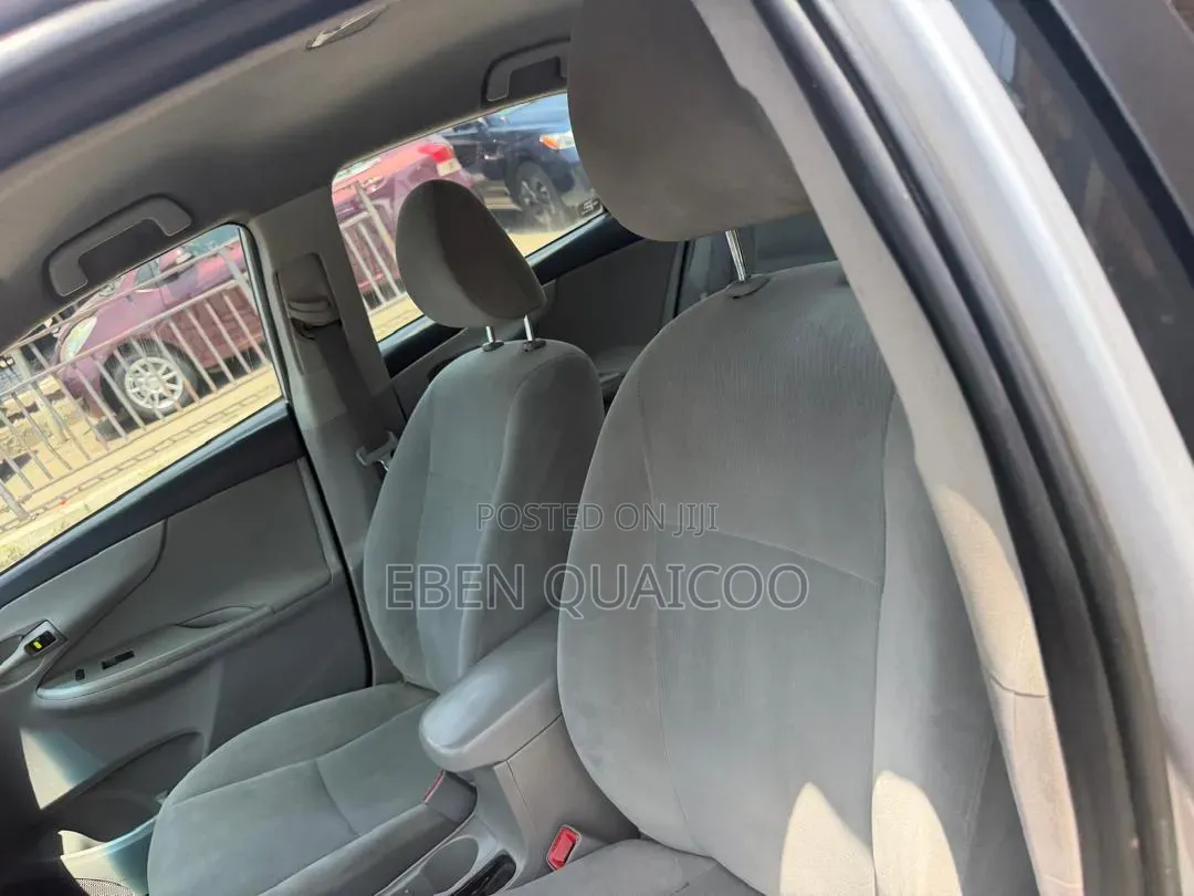 Toyota RAV4 2017 Black