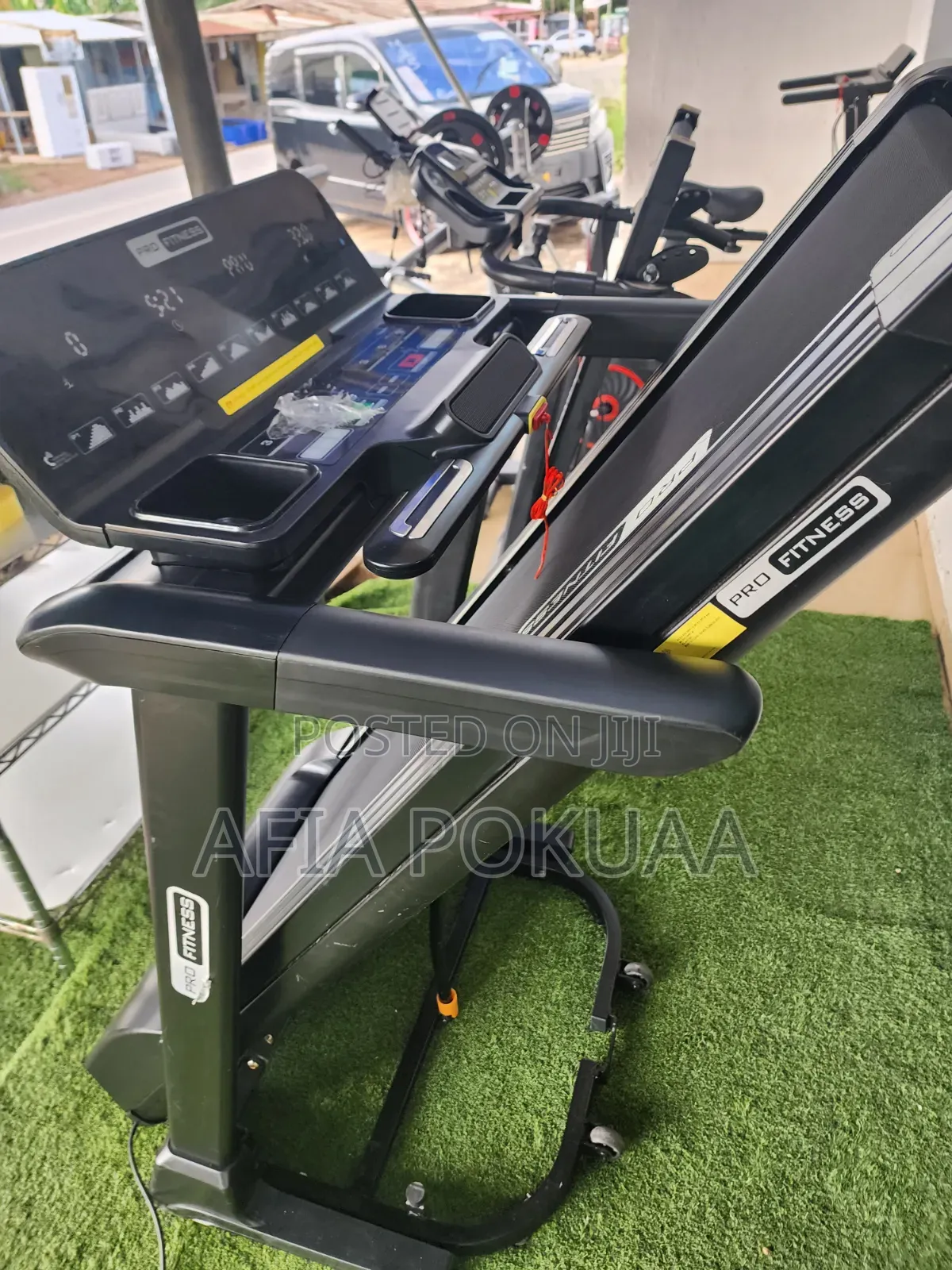 Pro Fitness Treadmill 135kg