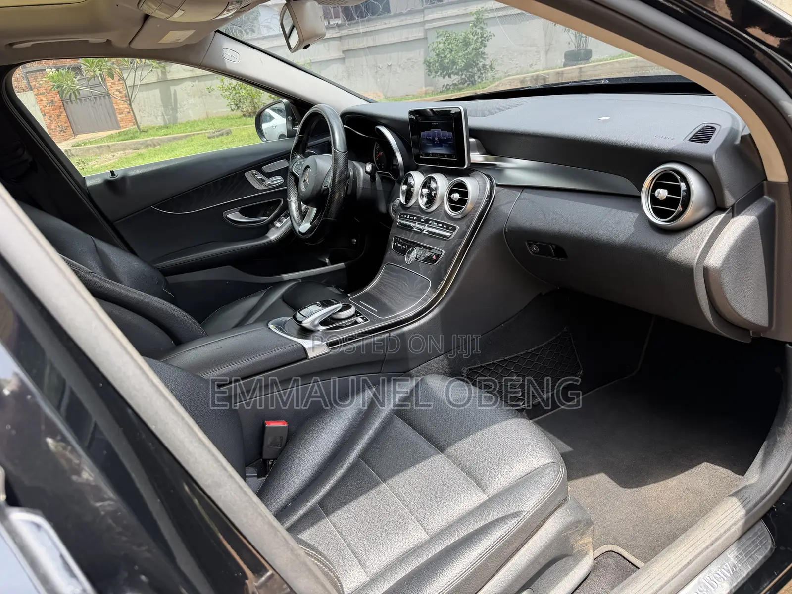 Mercedes-Benz C300 Luxury 4matic Sedan AWD (2.0L 4cyl 7A) 2017 Black