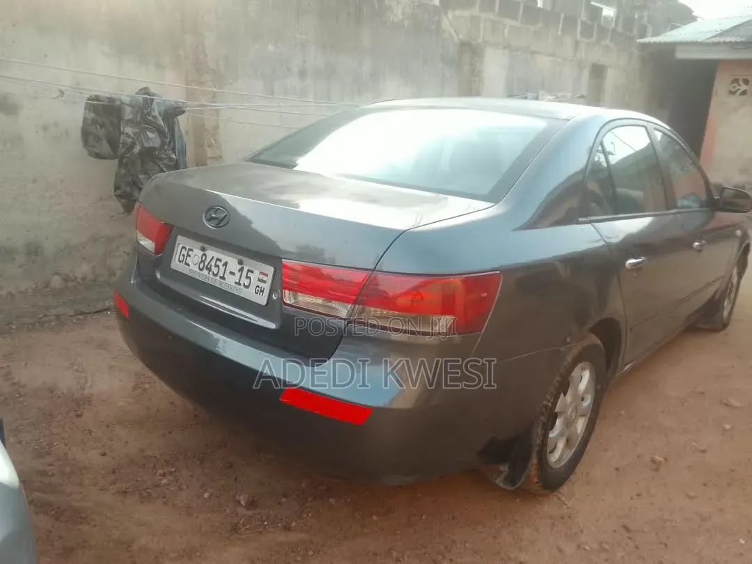 Hyundai Sonata 2010 Black