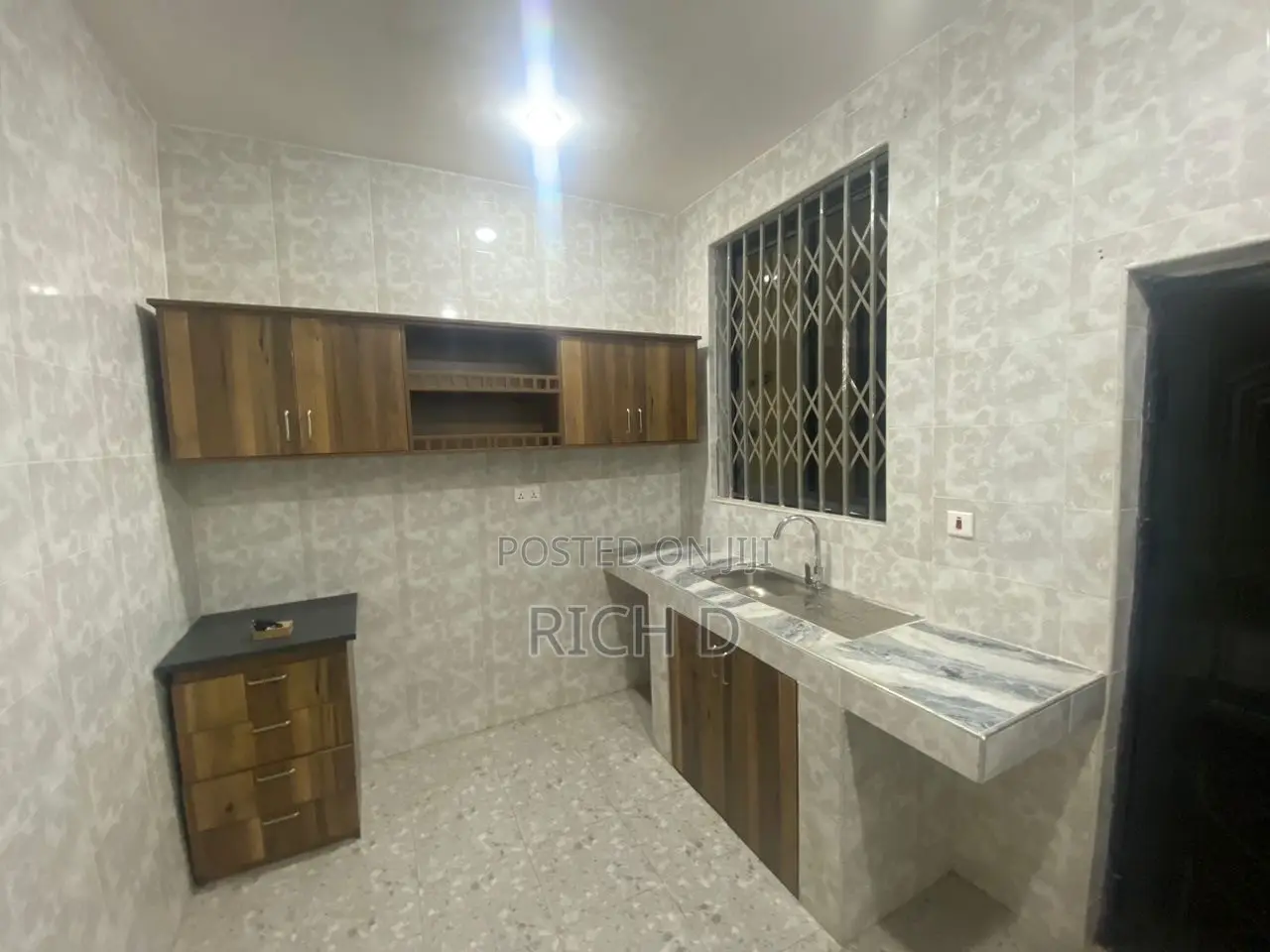 2bdrm Apartment in Community 25 for rent