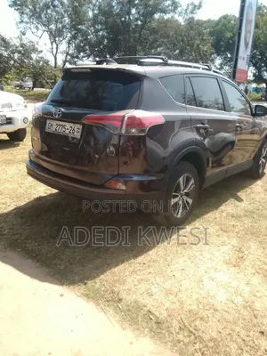 Toyota RAV4 2015 Red