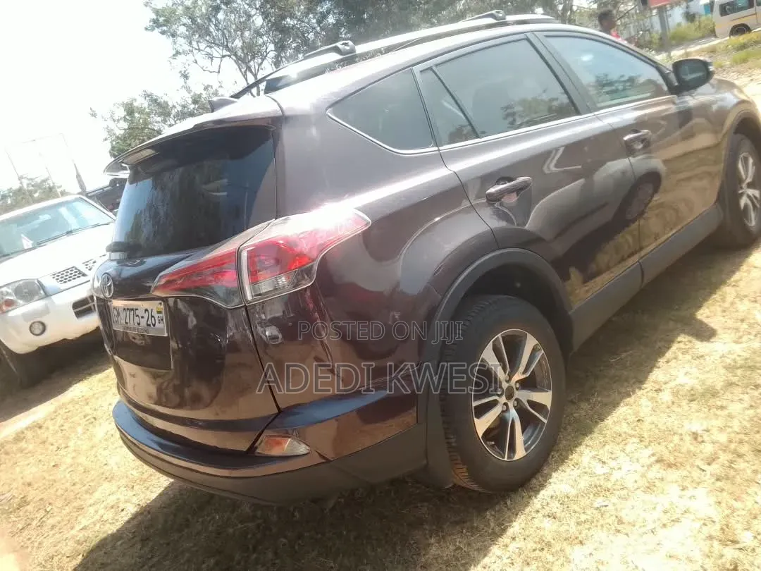 Toyota RAV4 2015 Red