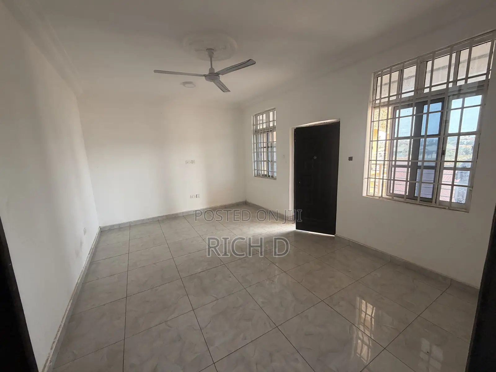 2bdrm Apartment in Community 25 for rent