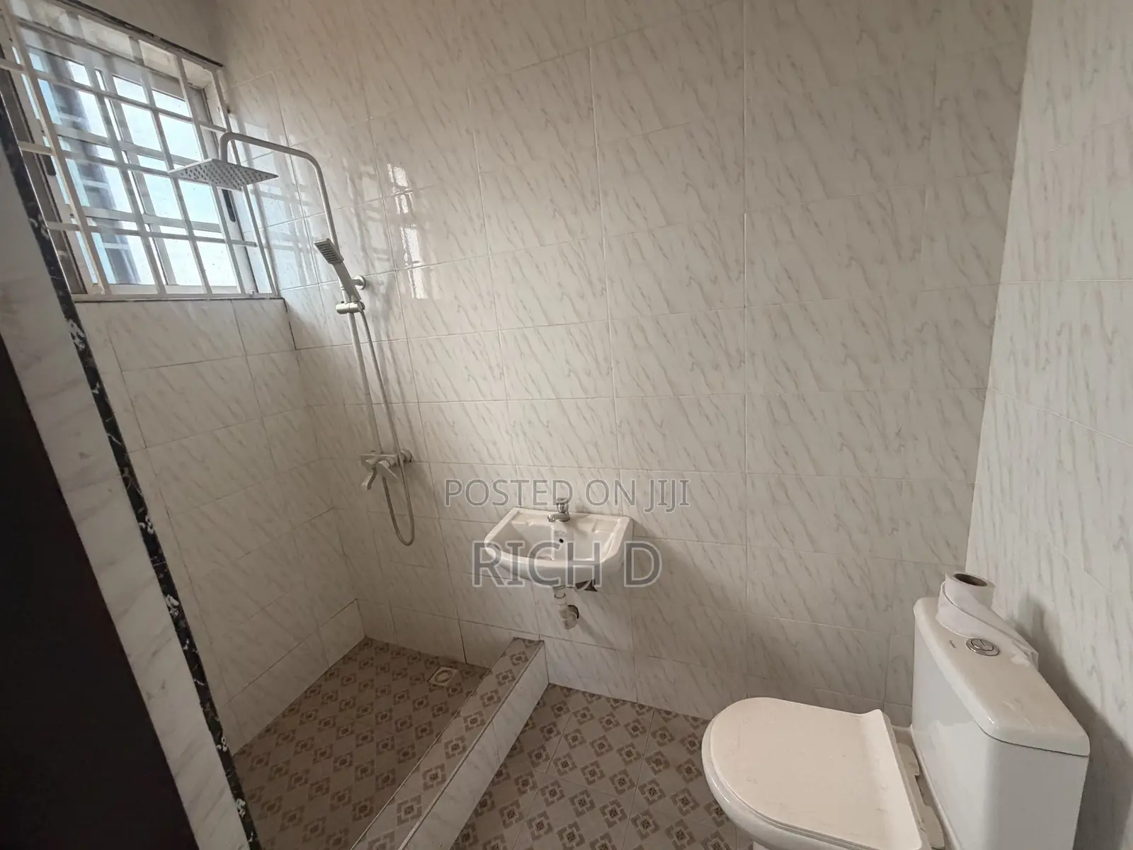 2bdrm Apartment in Community 25 for rent