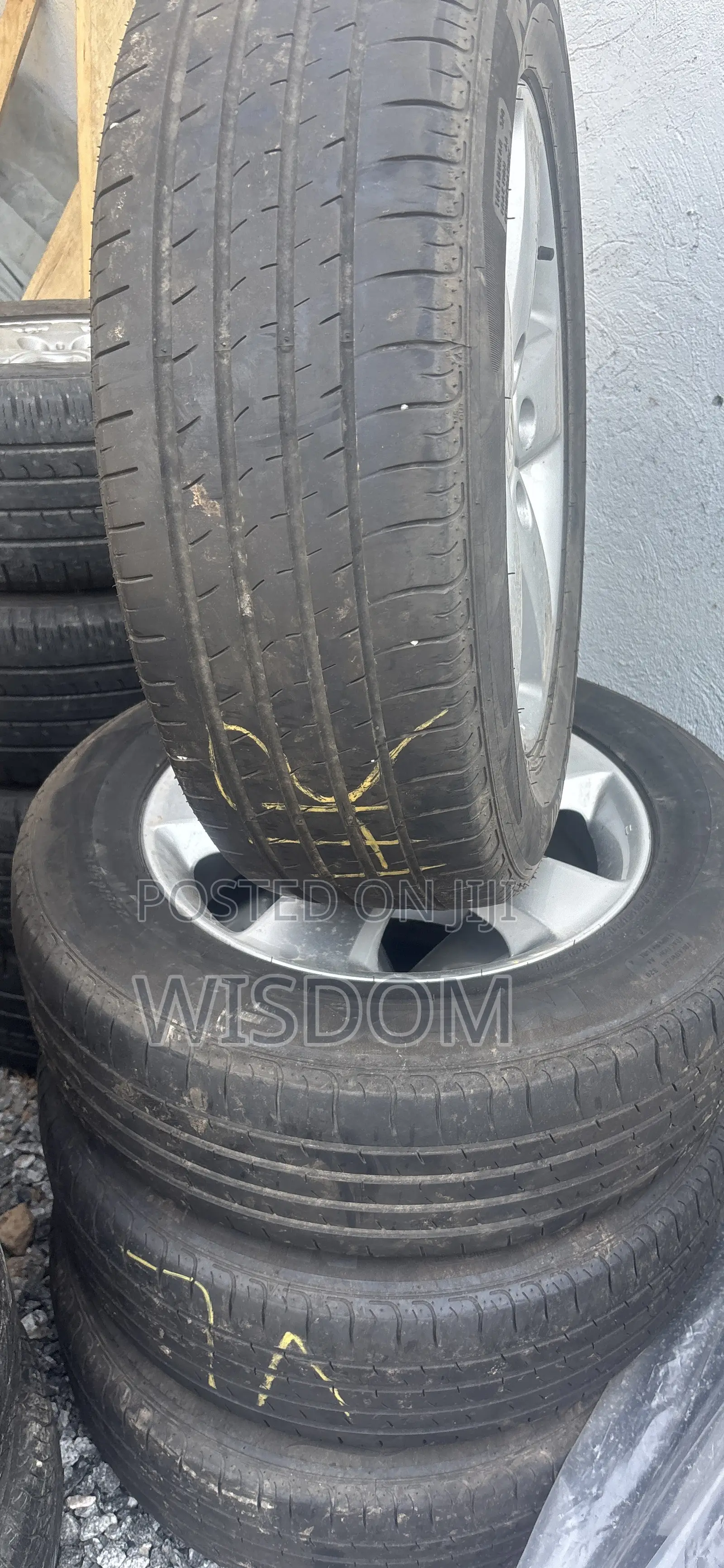 Suzuki Rain Complete Tire 225/65r17