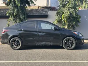 Hyundai Accent GLS 2013 Black