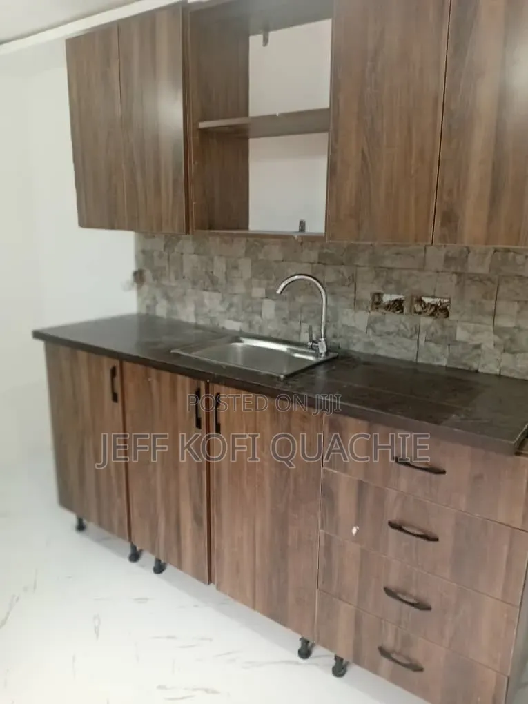 1bdrm Apartment in , Lincoln School Area for rent
