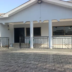 4bdrm Mansion in 4 Bedroom Self, Tema Metropolitan for rent