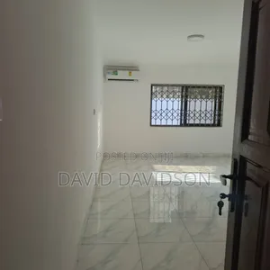 4bdrm Mansion in 4 Bedroom Self, Tema Metropolitan for rent