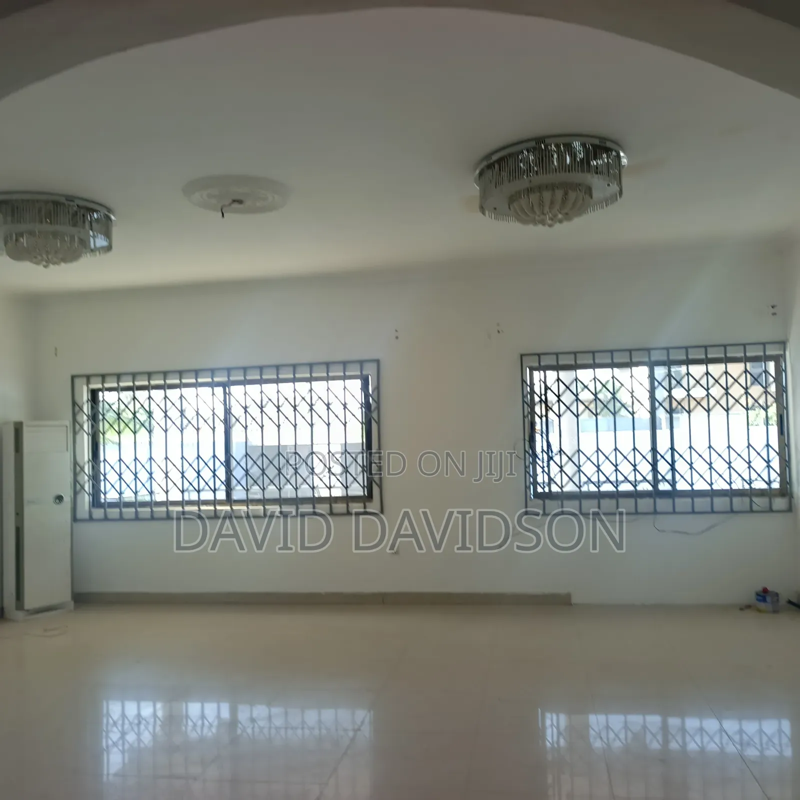 4bdrm Mansion in 4 Bedroom Self, Tema Metropolitan for rent
