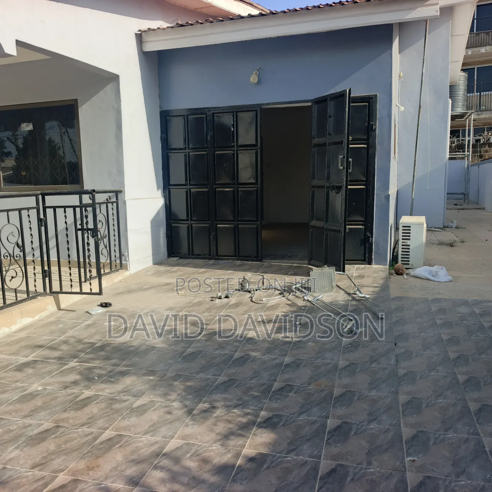 4bdrm Mansion in 4 Bedroom Self, Tema Metropolitan for rent