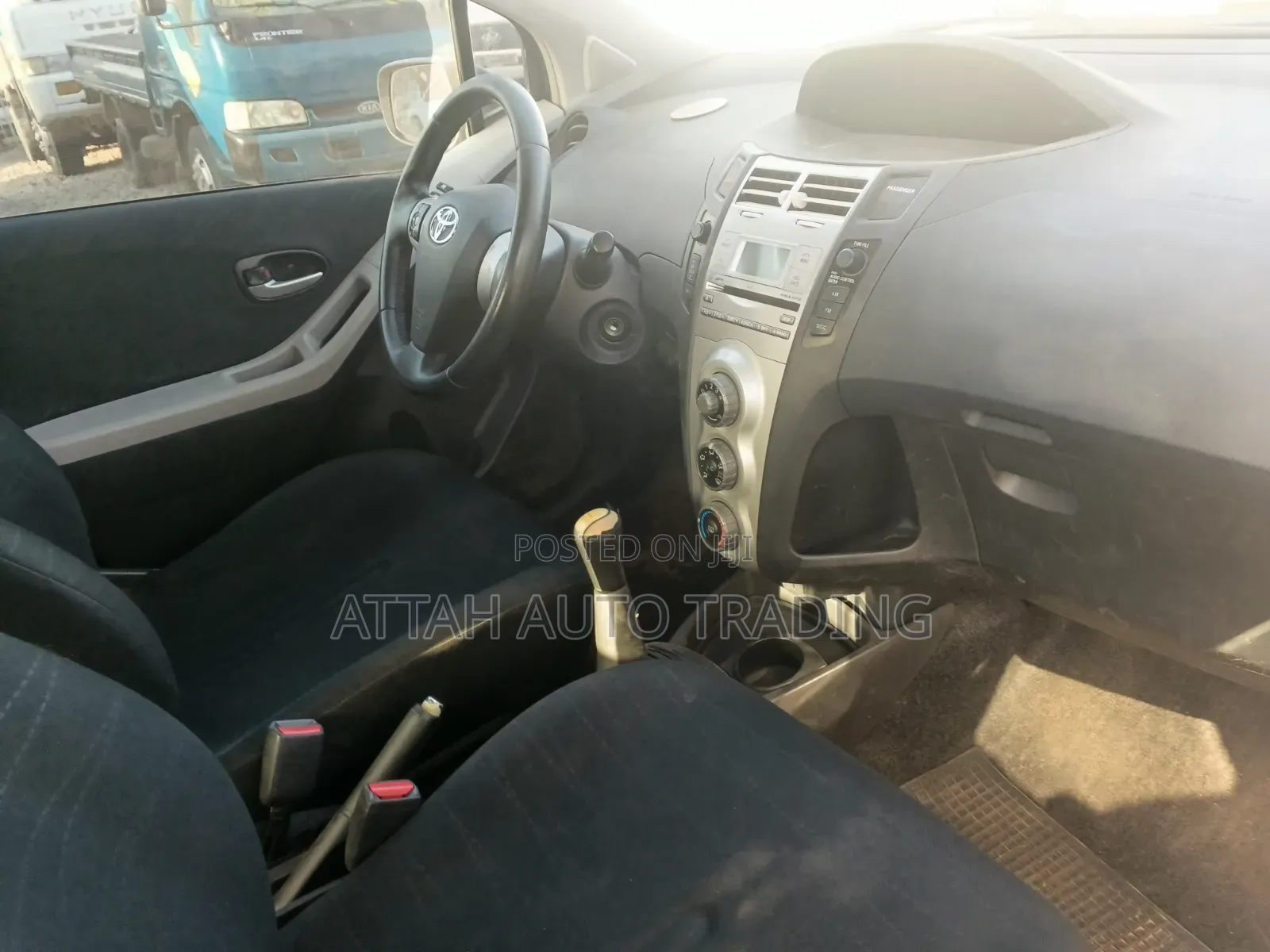 Toyota Yaris 2009 Blue