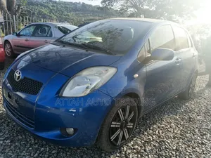 Toyota Yaris 2009 Blue